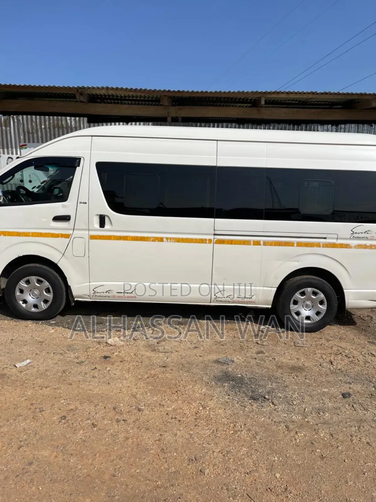 Toyota HiAce 2012 White