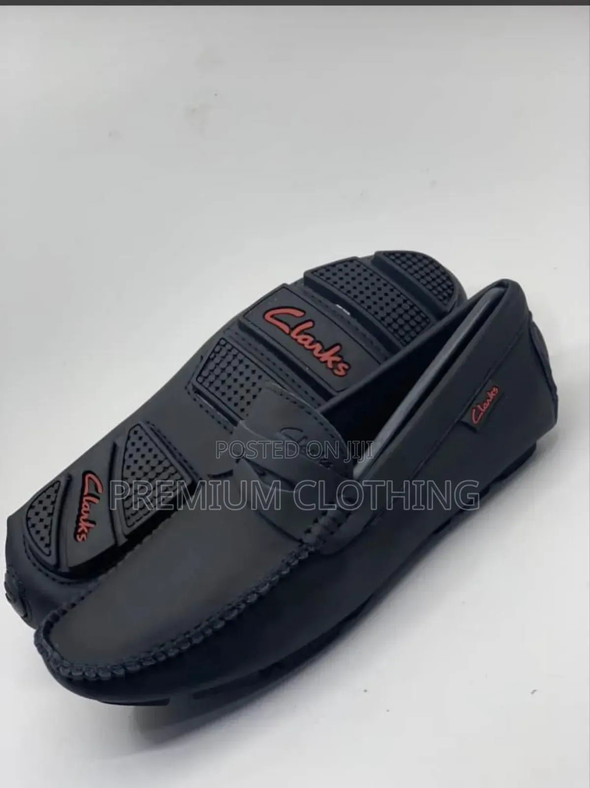Plain Black Shoes Available for Men (Loafer)