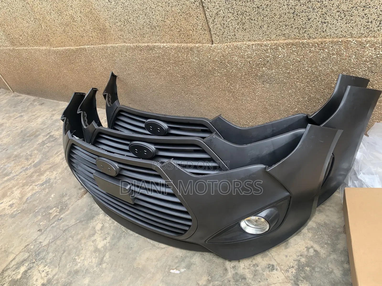 Hyundai Veloster 2013-17 Front Bumper Complete