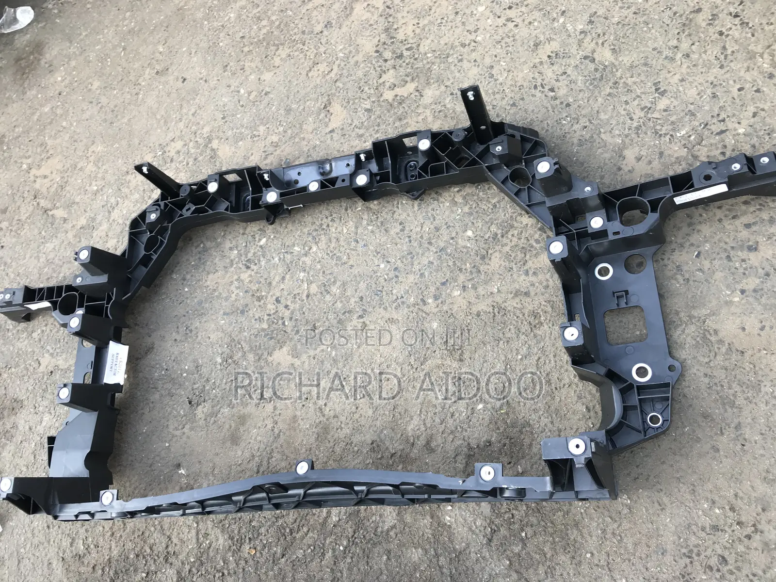 Honda CR-V 2017/2020 Radiator Support Available