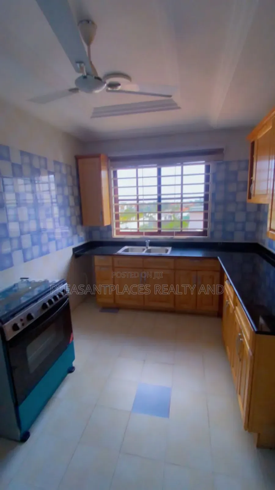 Furnished 3bdrm Apartment in Pleasantplaces, East Legon for rent