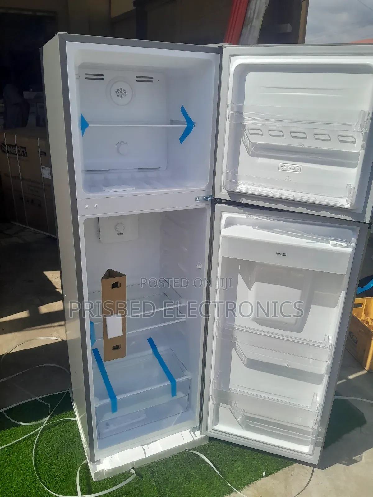 ROCH Durable Double Door Fridge 247 Litres (Frost Free)
