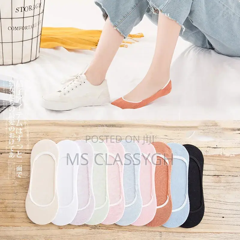 Unisex Solid Color Light Mouth Boat Thin Cotton Socks