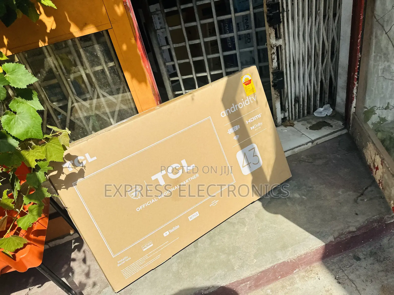 Built in Apps TCL FHD Smart 43”S54000