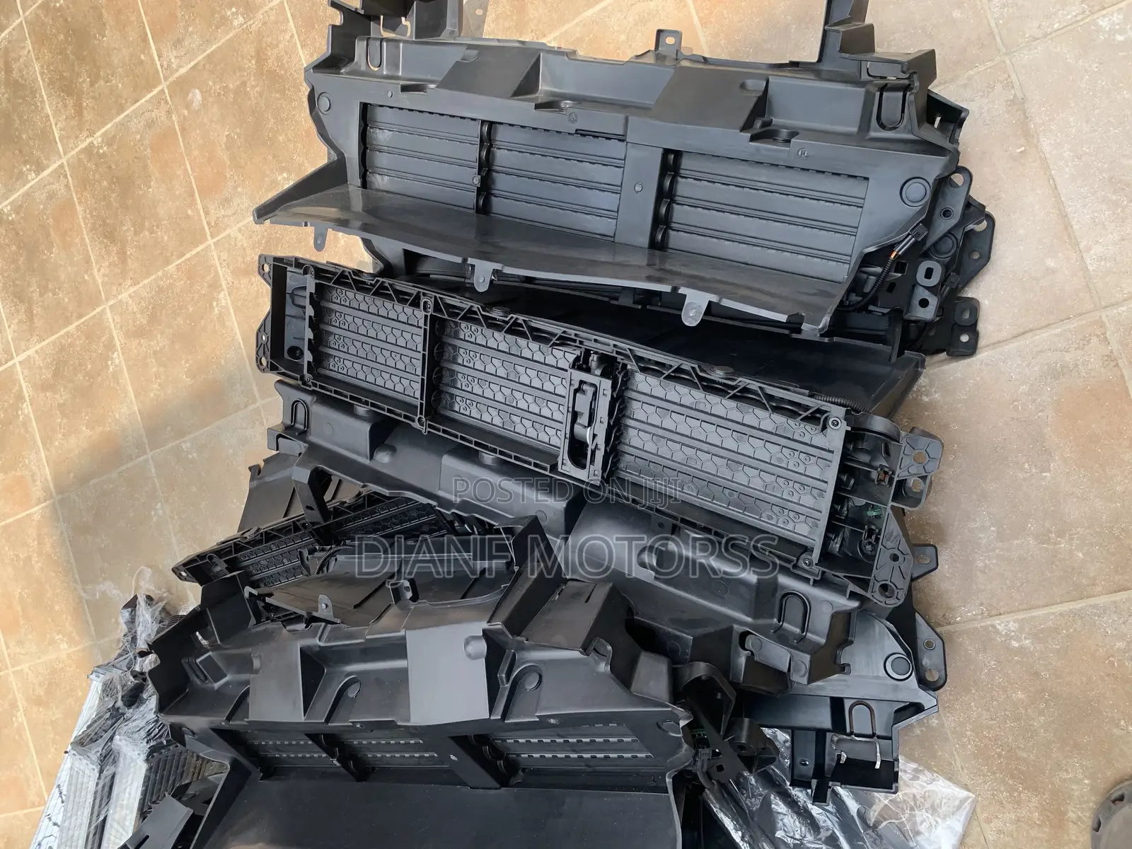 CRV 2017-22 Shatter Grille