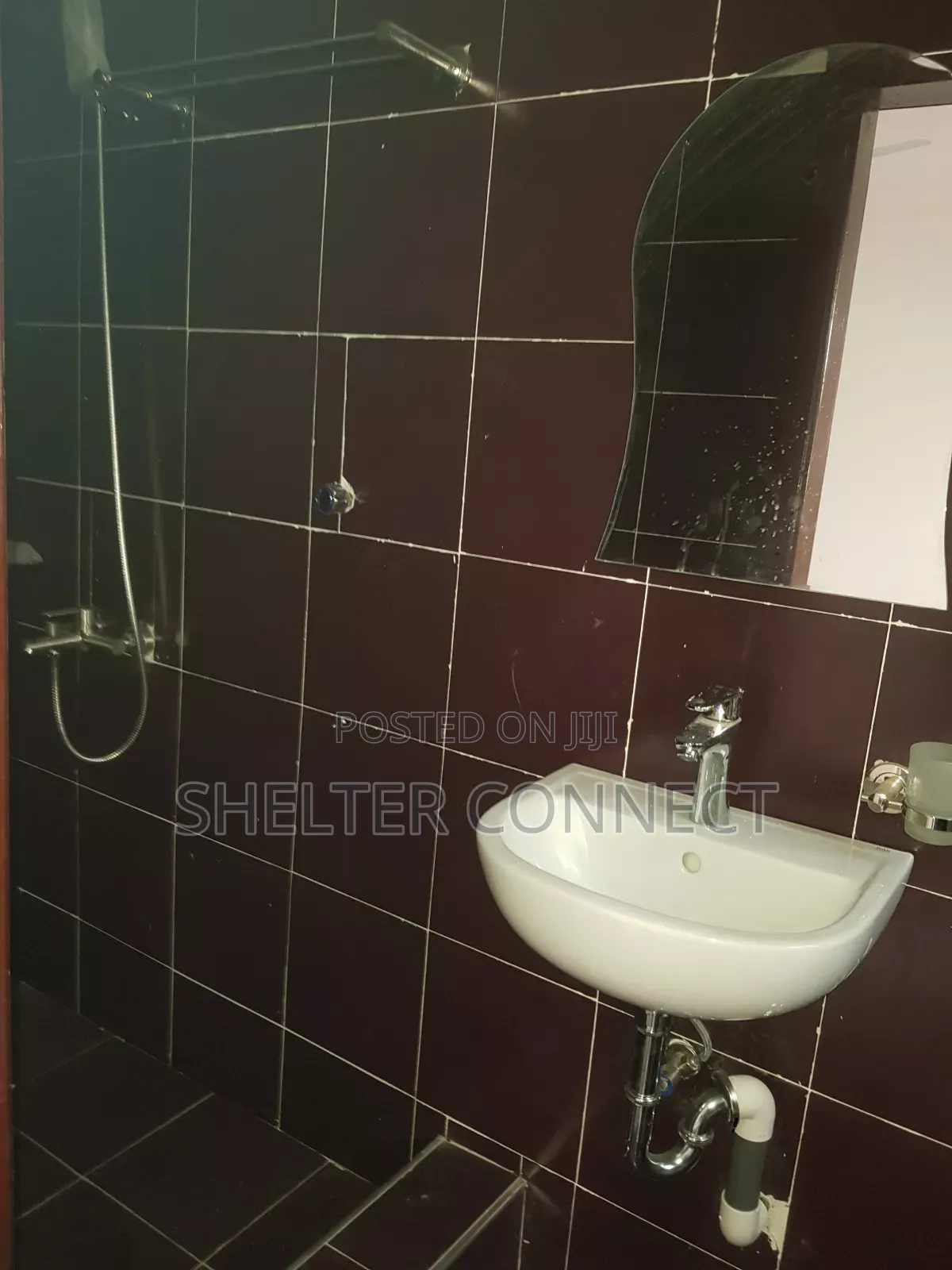 3bdrm Duplex in Oarifa, Oyarifa for rent