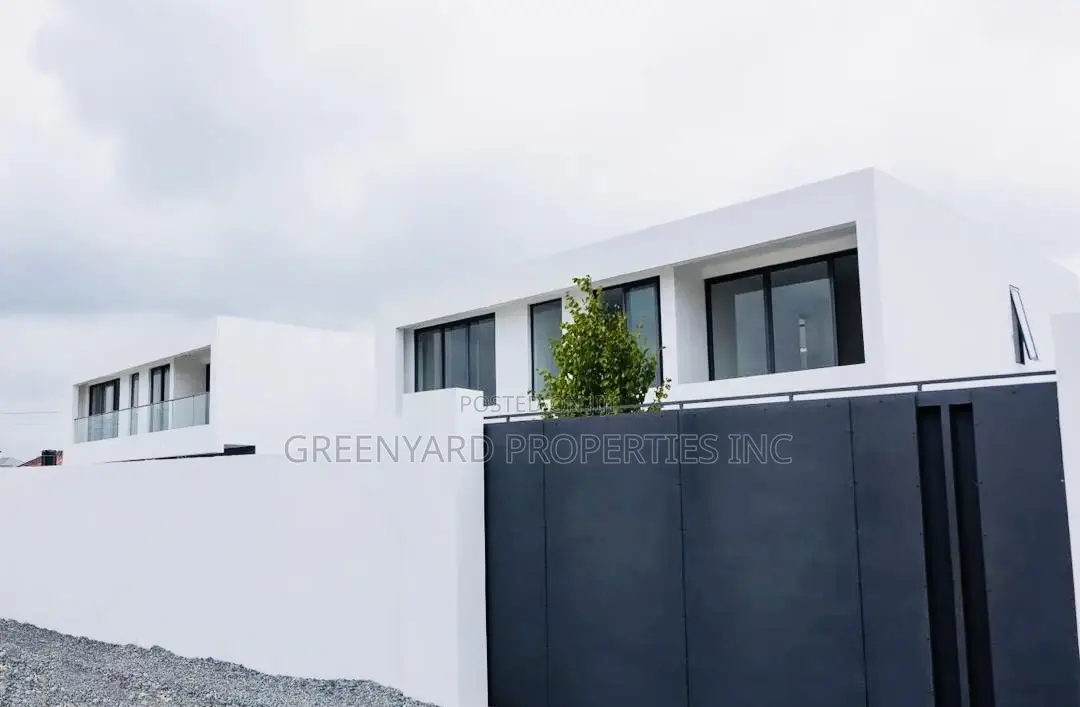 5bdrm House in East Legon Hills for sale