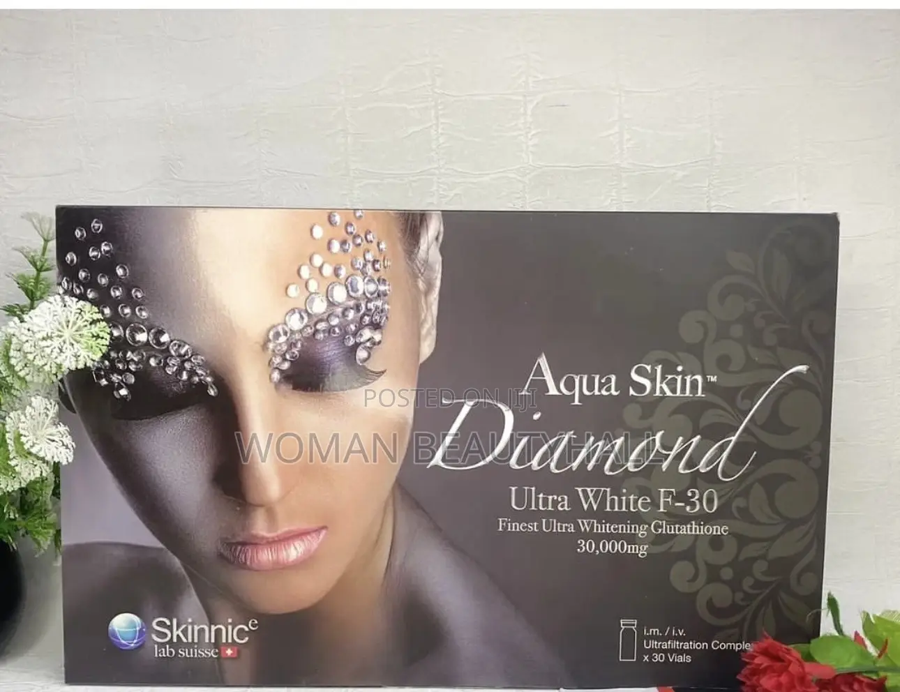 Aqua Skin Diamond Ultra White F 30 Whitening