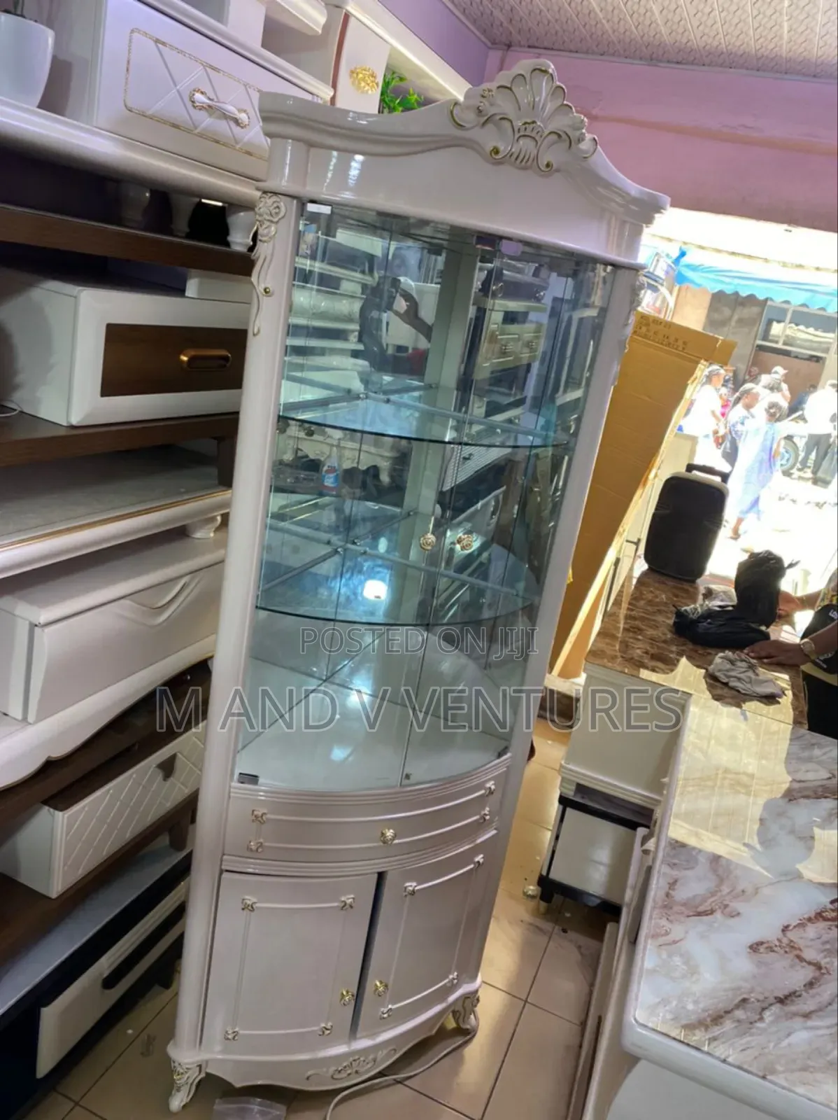 Corner Bar Stand AKJAF