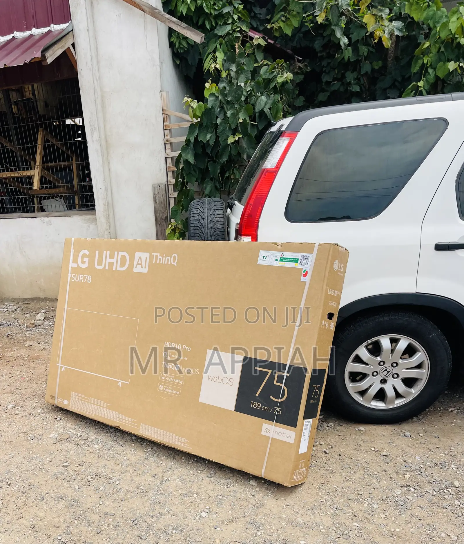 Elegant Black Lg 75ur7800 75” Uhd Smart Electric Tv.