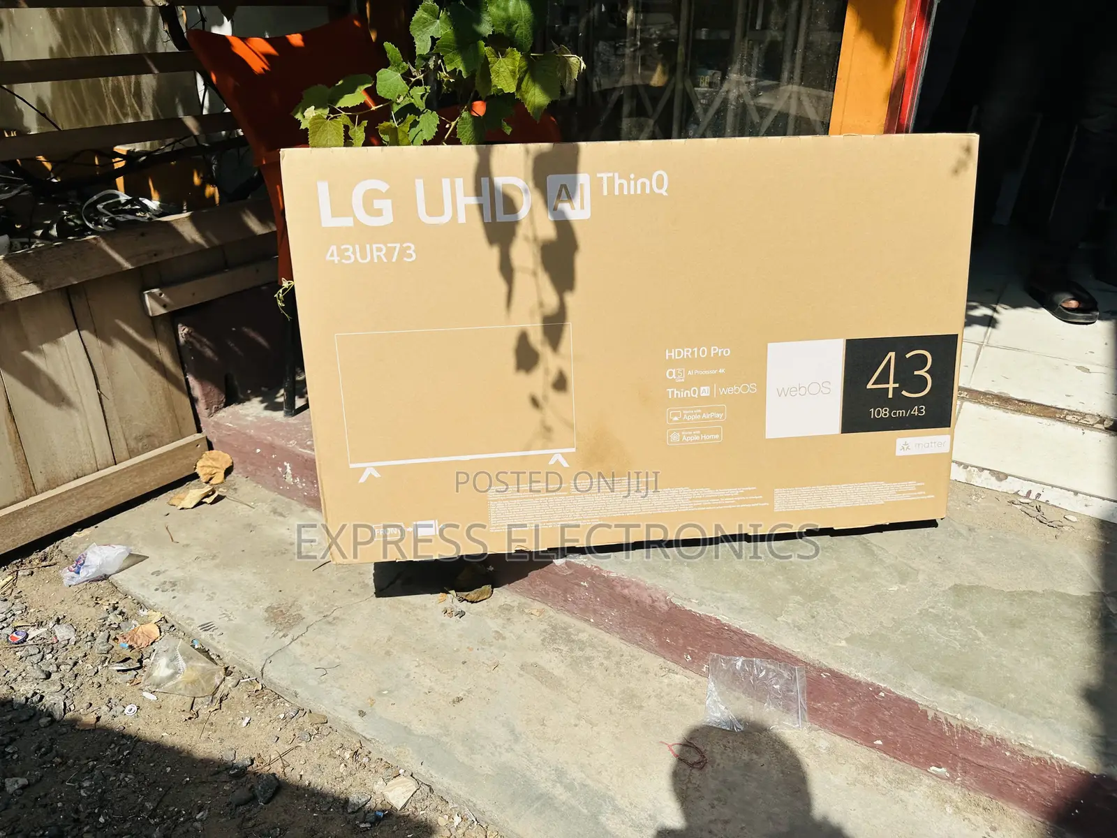 Airslim Smart Webos UHD Smart LG 43”UR73