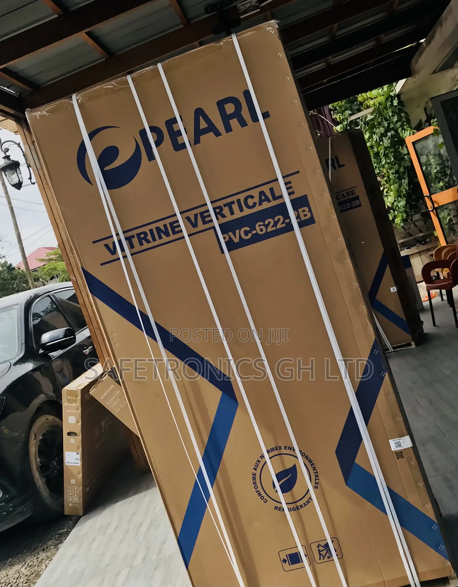 Lockable PVC-622-2b Display Glass Pearl 2 Doors 
