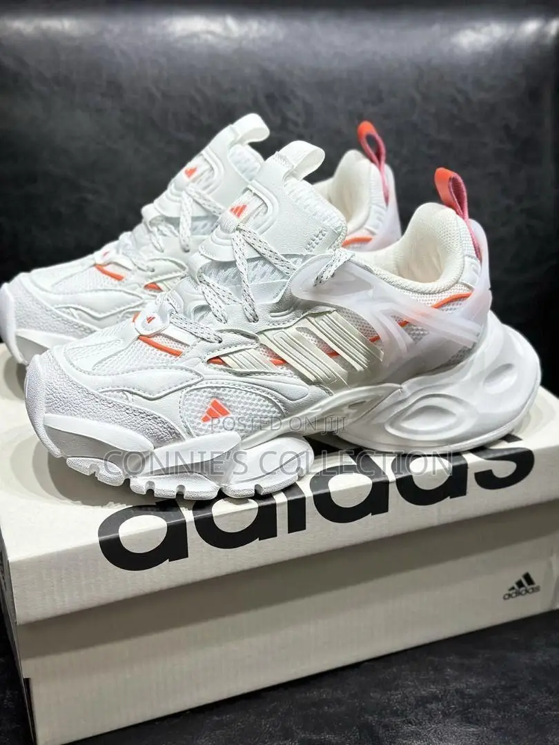 Adidas XLG Runner Deluxe