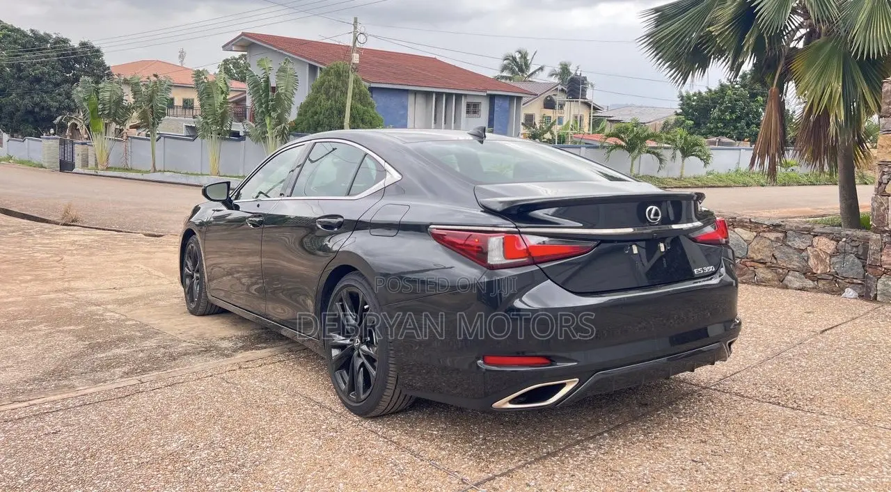Lexus ES 350 F Sport 2022 Black