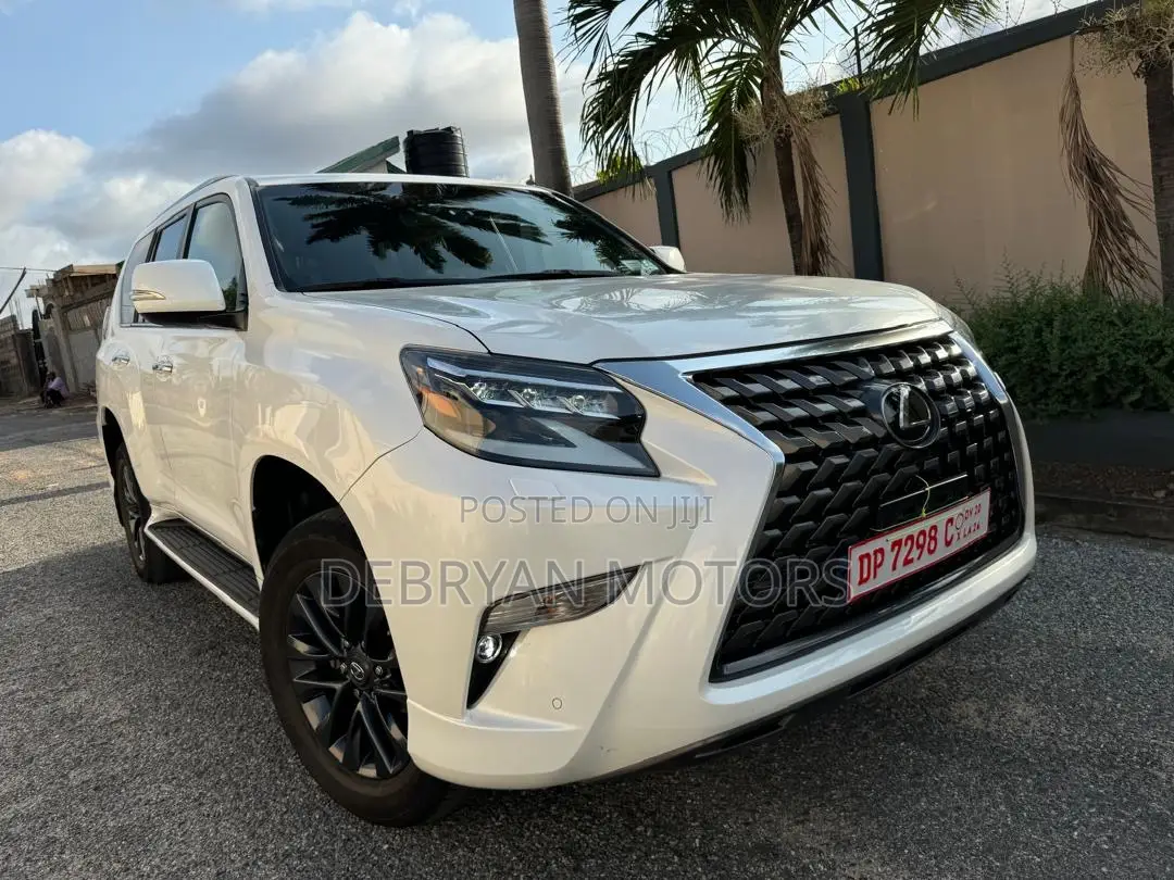 Lexus GX 460 AWD 2022 White