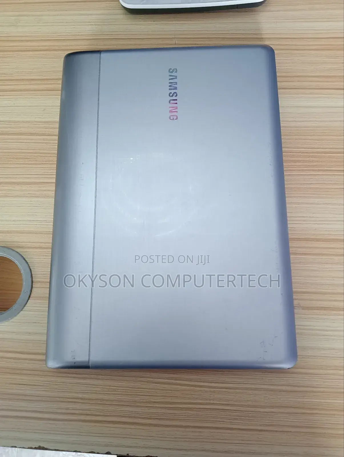 Laptop Samsung NP305U1A 4GB AMD HDD 500GB