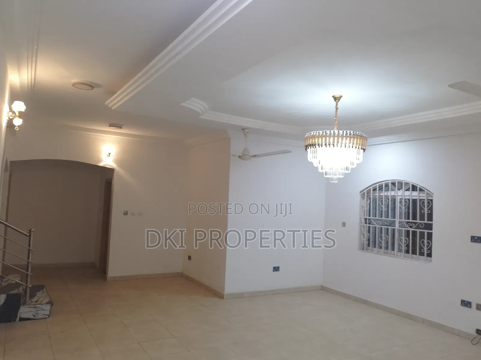5bdrm House in Dki Properties, Adenta for sale
