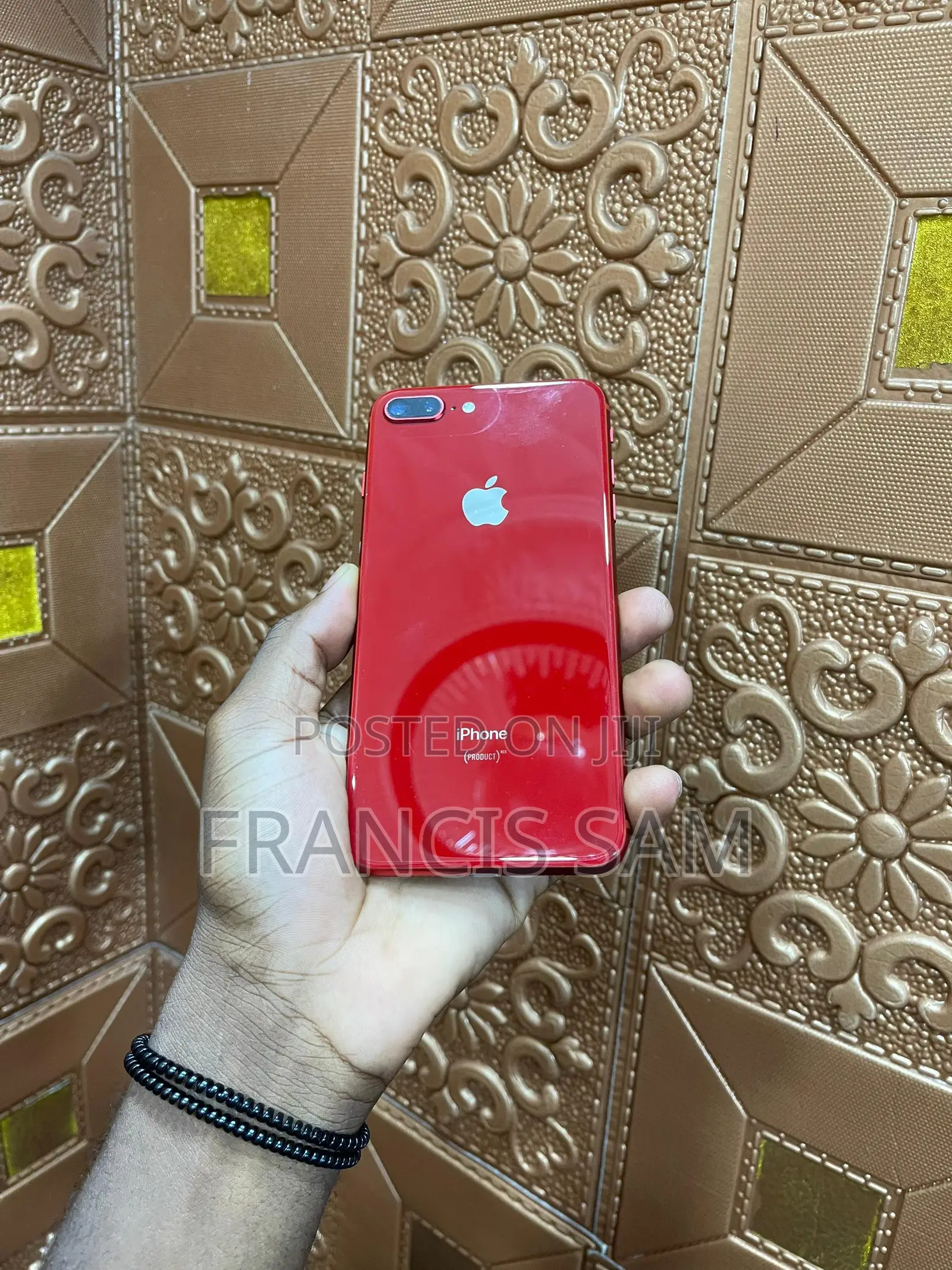Apple iPhone 8 Plus 64 GB Red