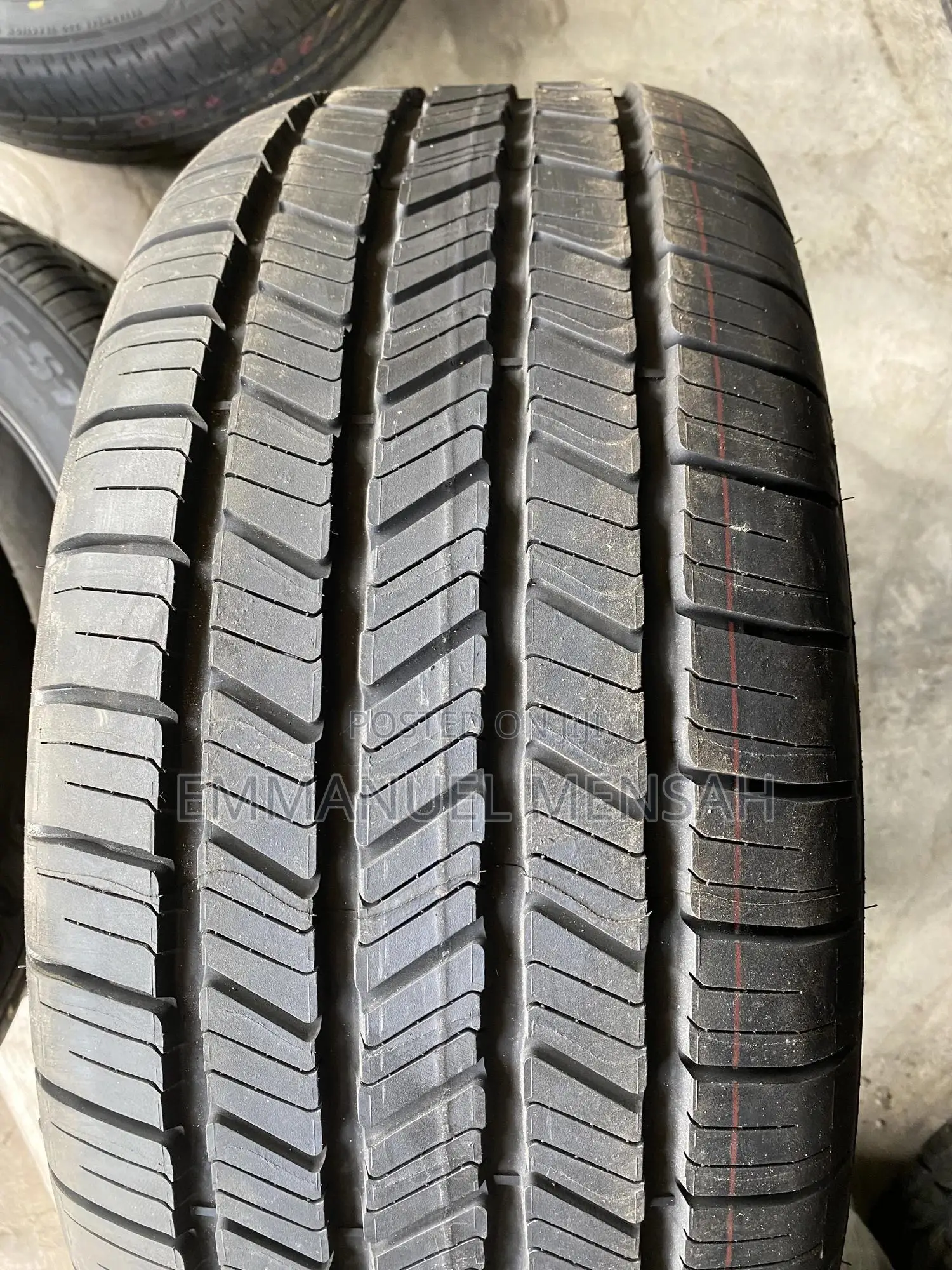 275/55r20 Goodyear Eagle LS-2 Tire