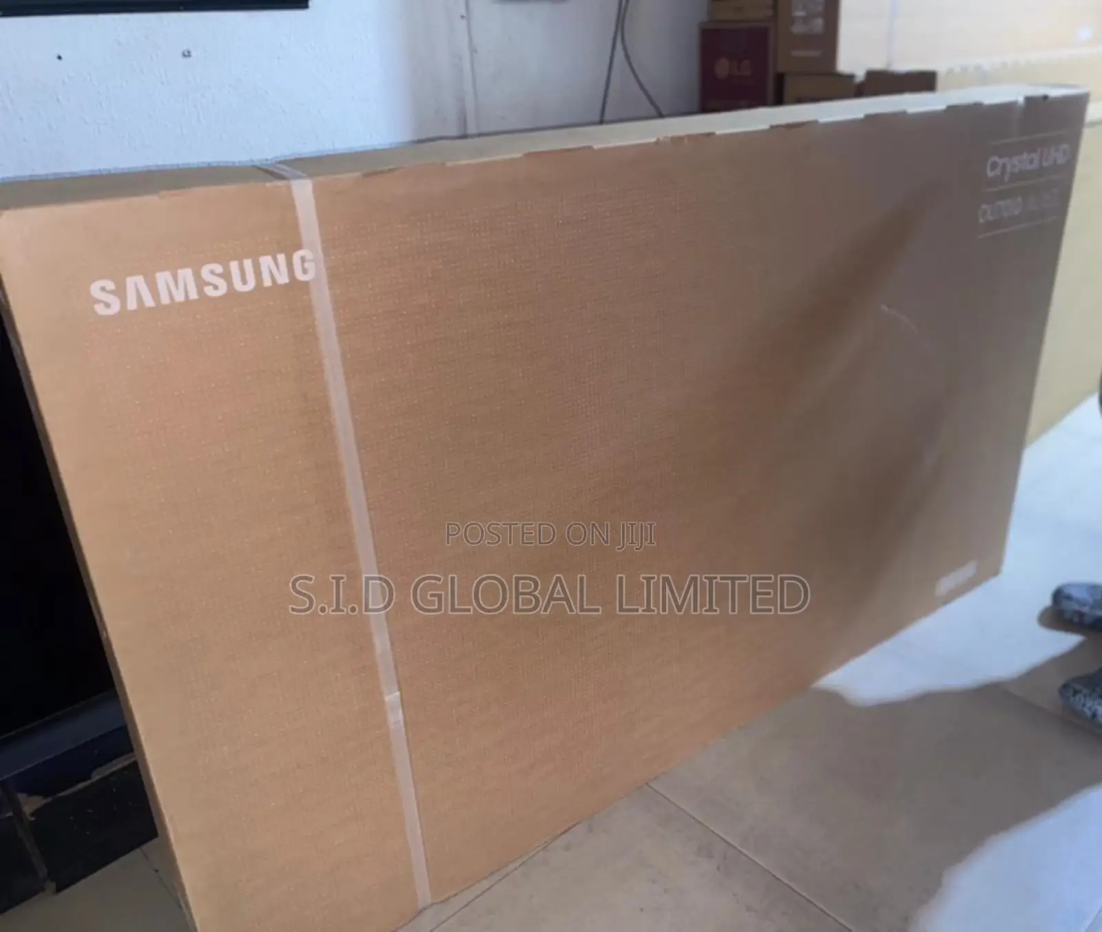 The Epitome Of Class Of 65” Crystal Uhd Du7000 Tizenos Tv