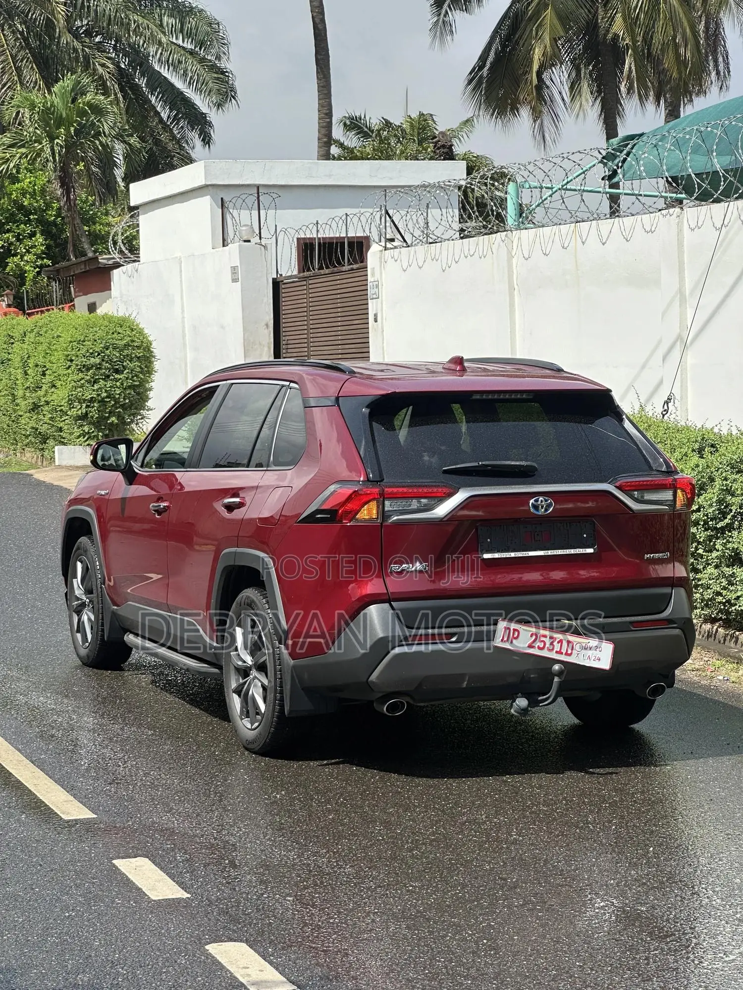 Toyota RAV4 Limited AWD 2020 Red
