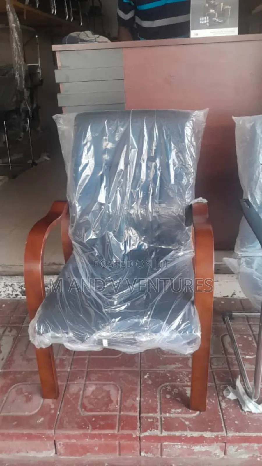 Pastors Chair Black Brown