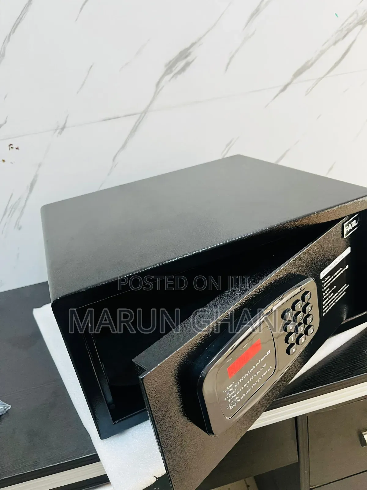 E2042a - Hotel Digital Safe Locker 12kg
