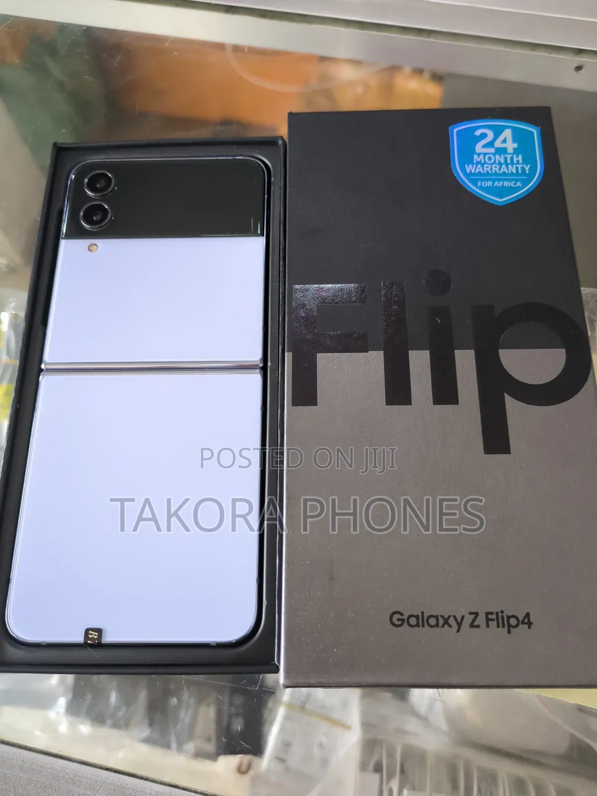 New Samsung Galaxy Z Flip4 256 GB White