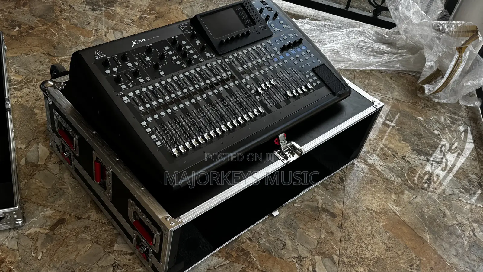 Genuine Behringer X32 Digital Mixer With Flight Case