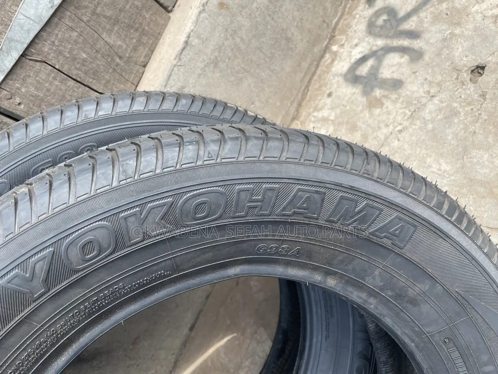 Original Yokohama 225/65r17 Tyres Available for All Cars