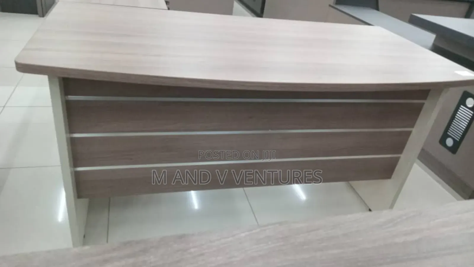 Office Desk / Table Kalsil