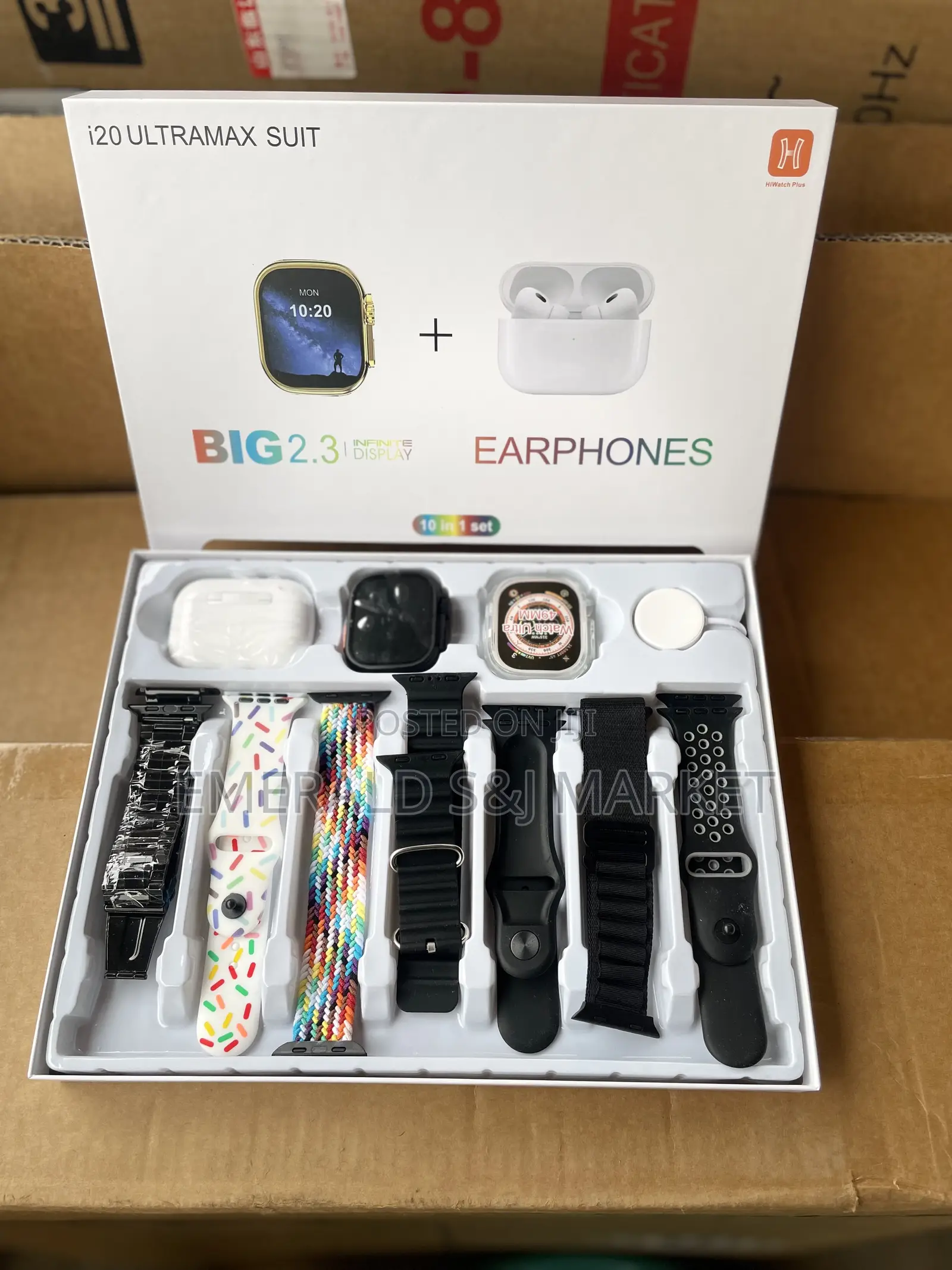 Smart Watch and Earbuds With 7 Straps