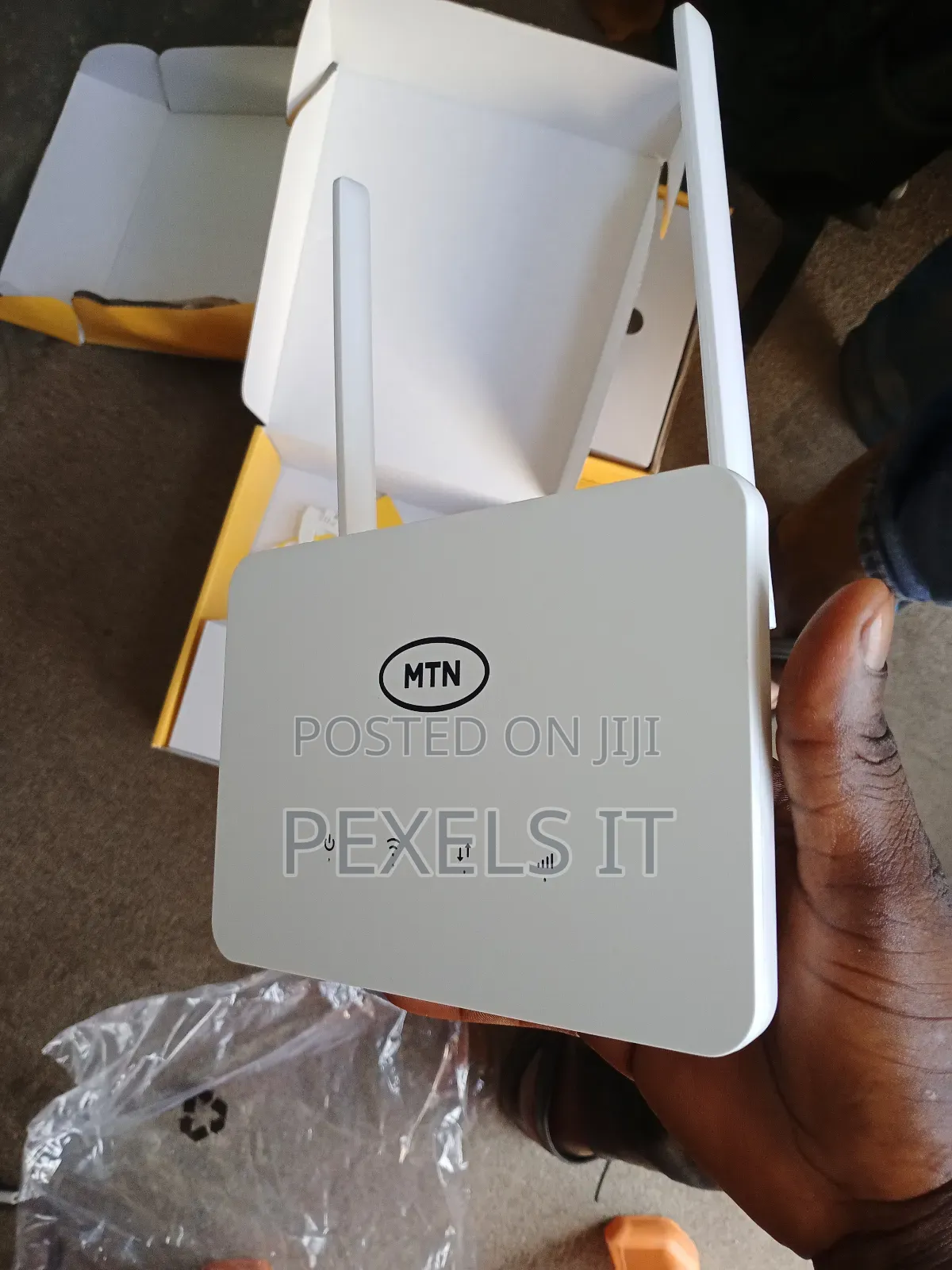MTN Super Fast New 4G Universal Router + Power Bank (Type C)
