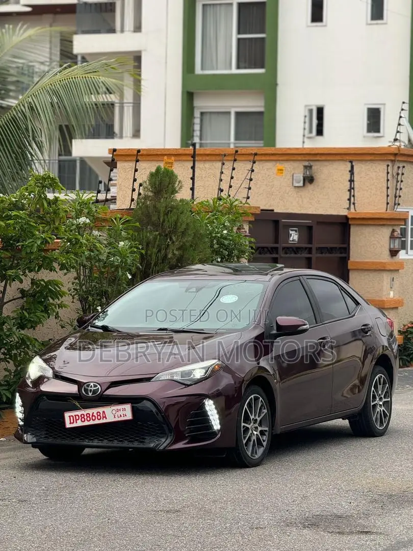 Toyota Corolla SE Special Edition 4dr Sedan (1.8L 4cyl CVT) 2017