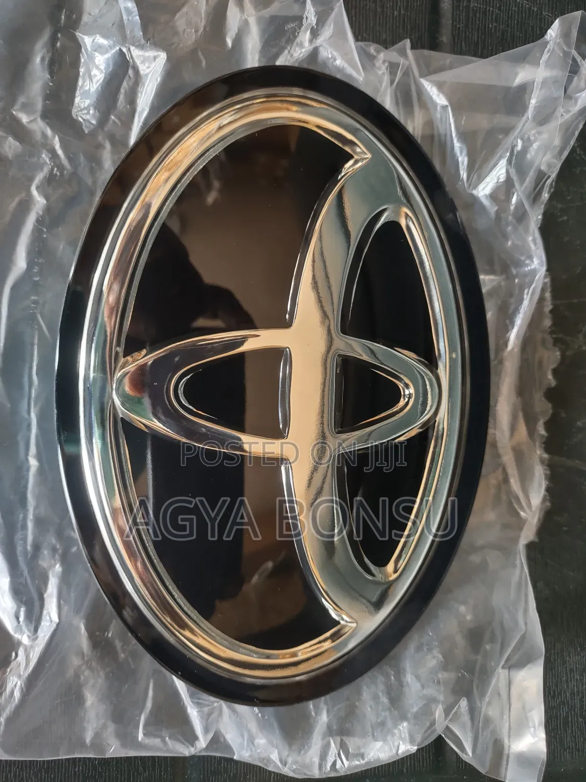 2017 Toyota Corolla SE Glass Crown and Other Models