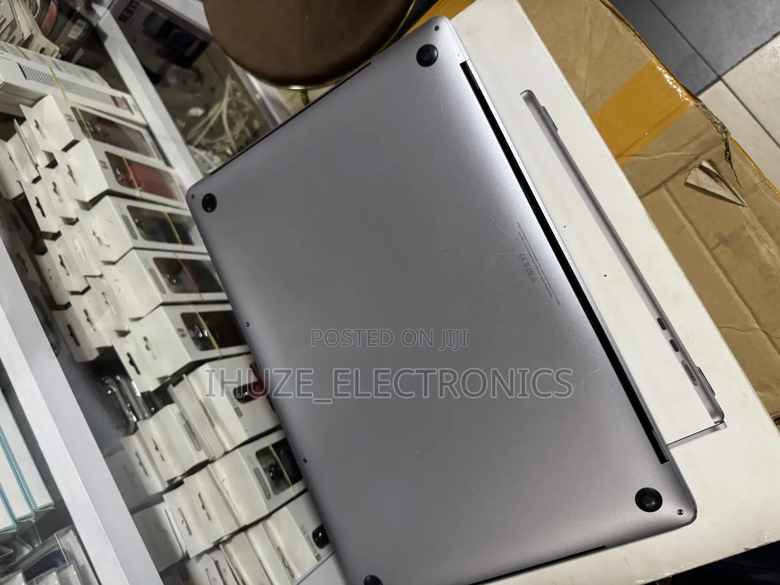 Laptop Apple MacBook Pro 2019 16GB Intel Core I7 SSD 512GB