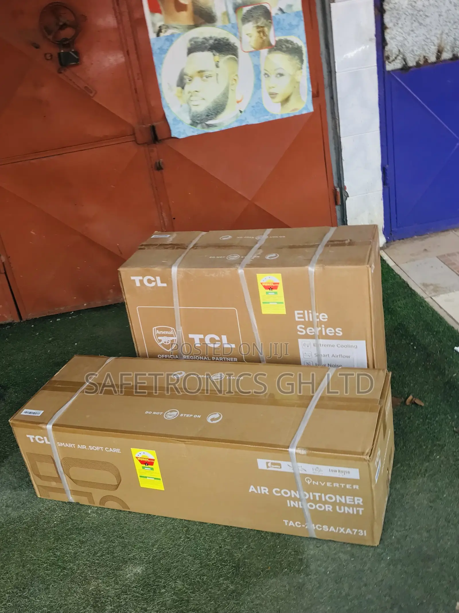 High Efficiency White < Split Type 1.5 Hp TCL Ac
