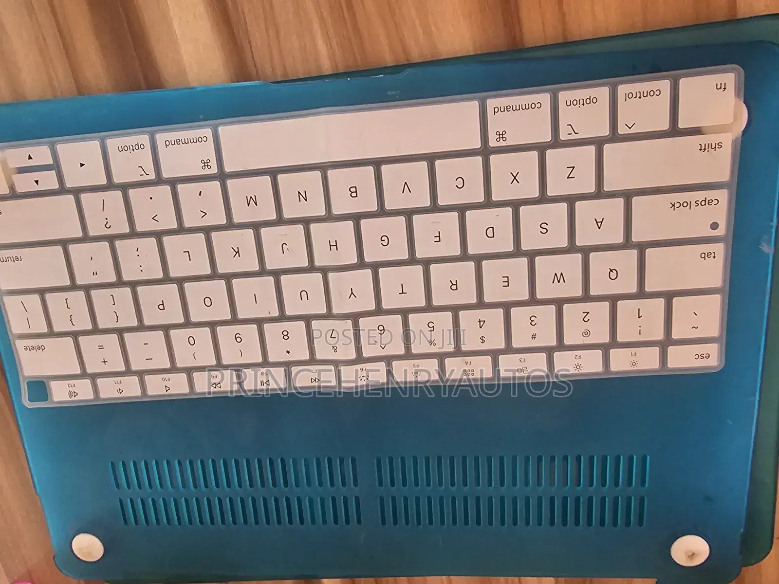 Se7enline Case and Keyboard Cover for Macbook Air 13 A1932