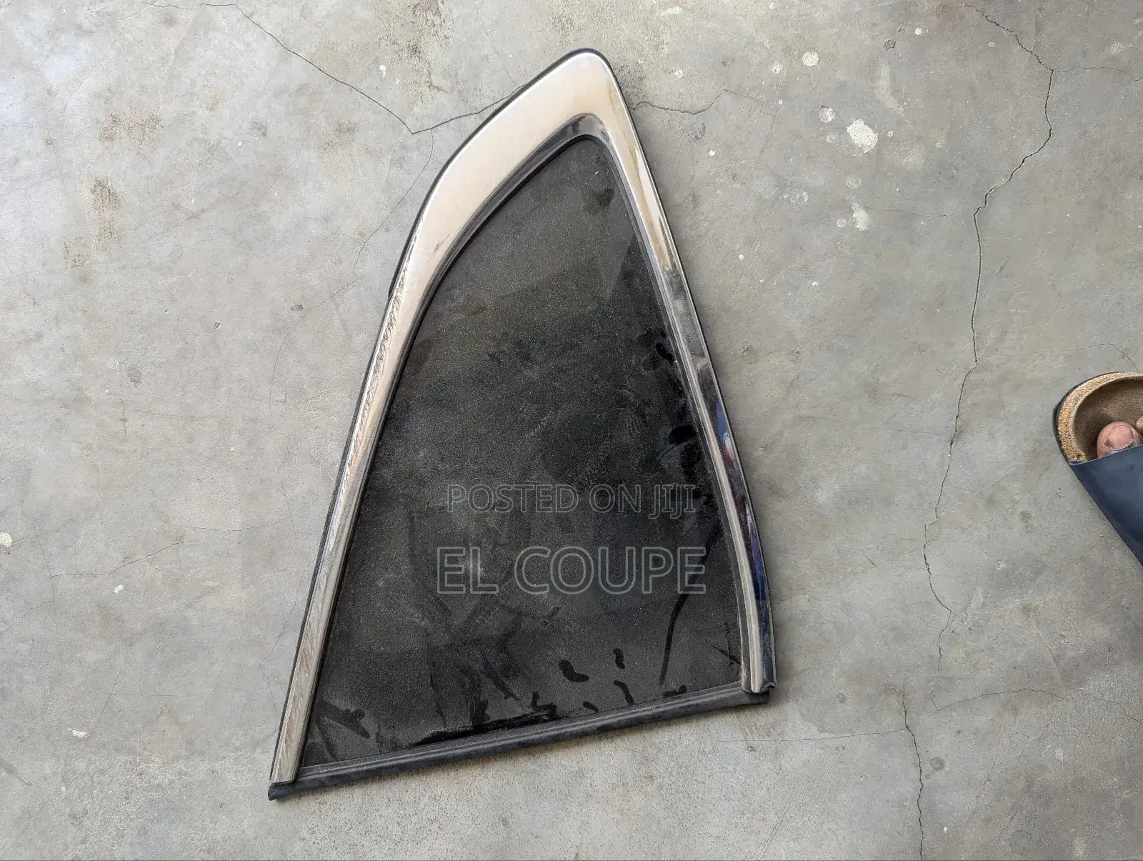 CR-V 2017-20 Body Vent Glass