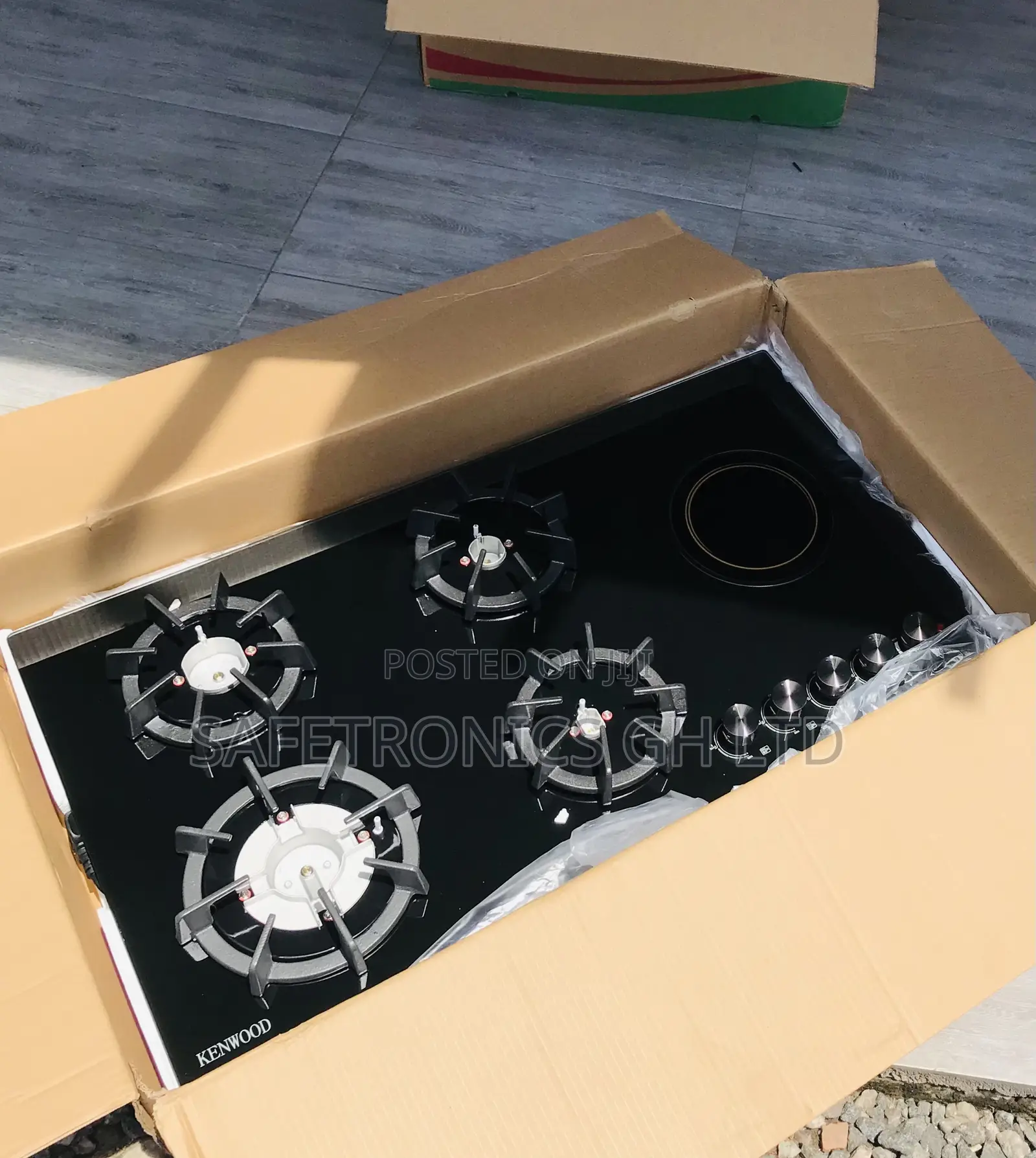 Great Offer on 90cm Kenwood Glass Black 4 Gas 1 Electric 
