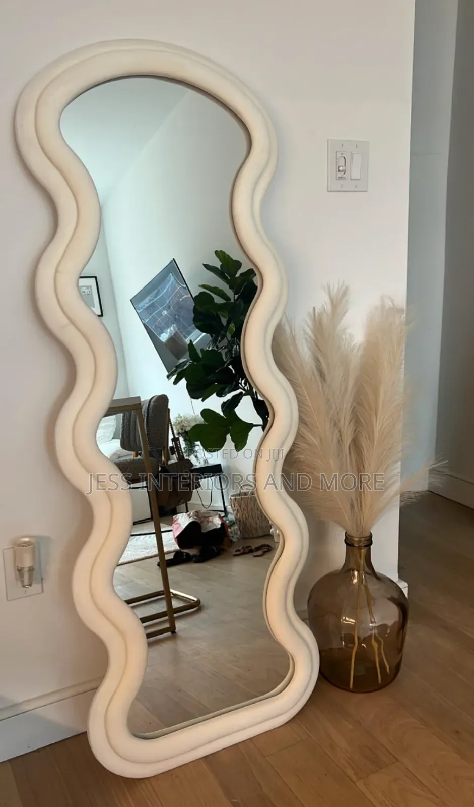 Mirror With Led Lights (White)