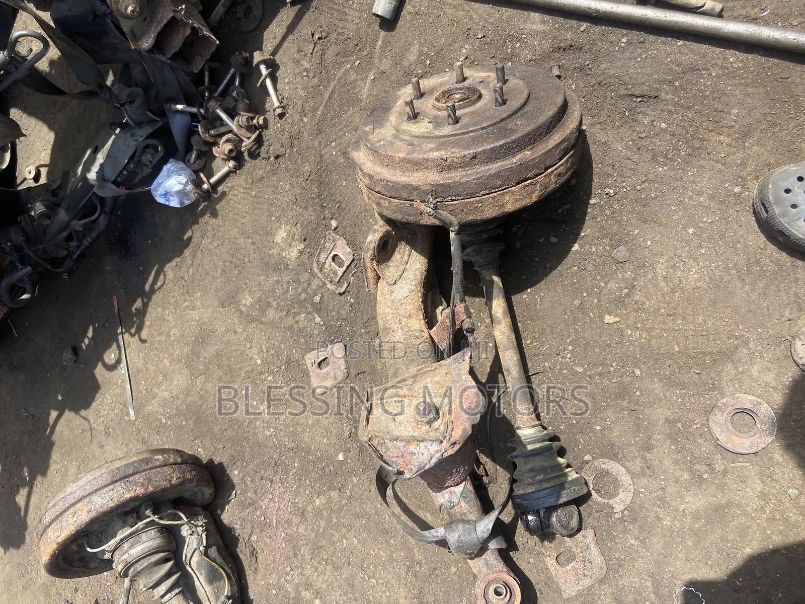 Toyota Fish Front Hub