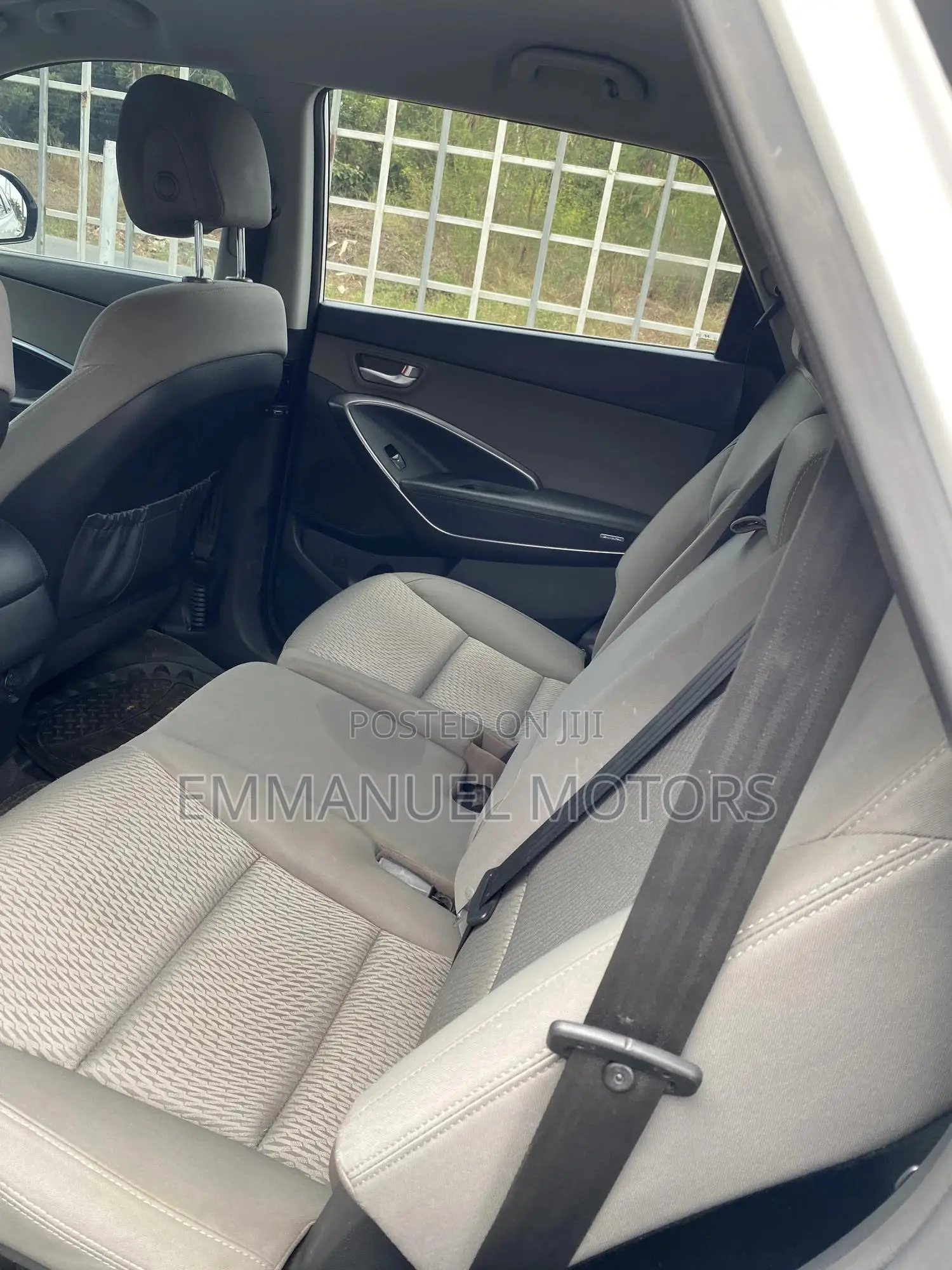 Hyundai Santa Fe 2017 White