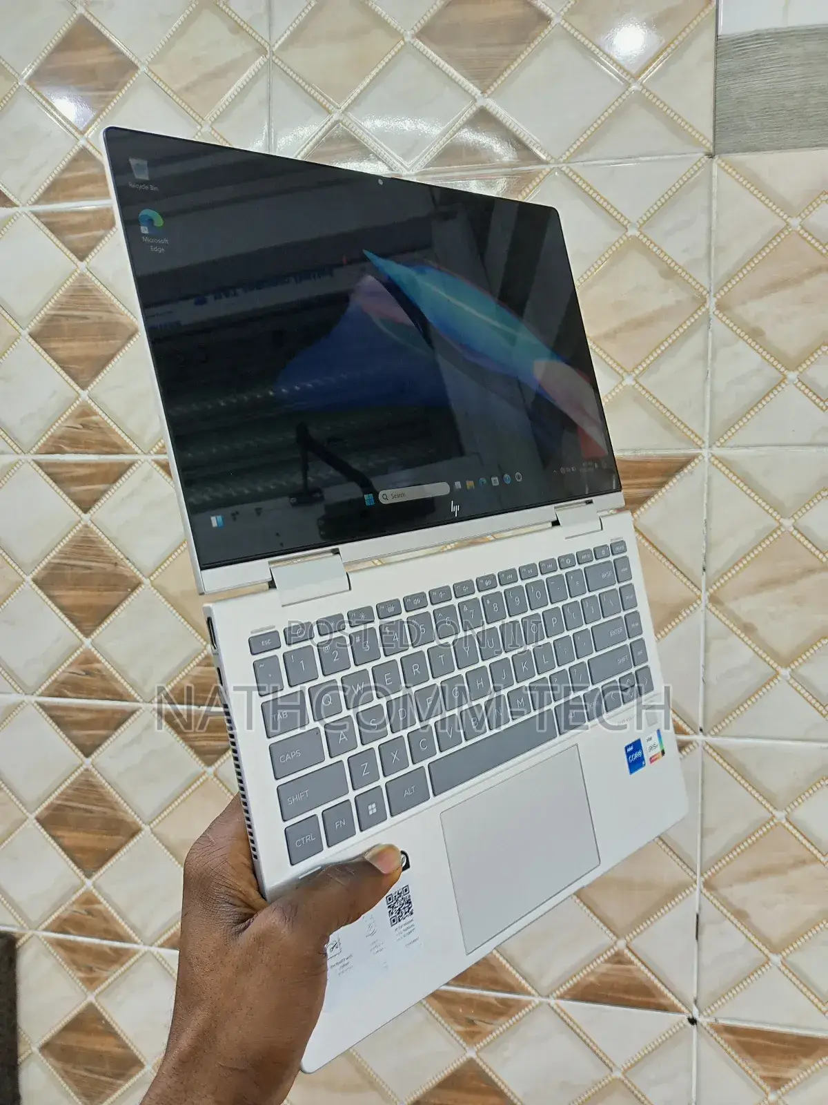 New Laptop HP Envy X360 8GB Intel Core I5 SSD 512GB