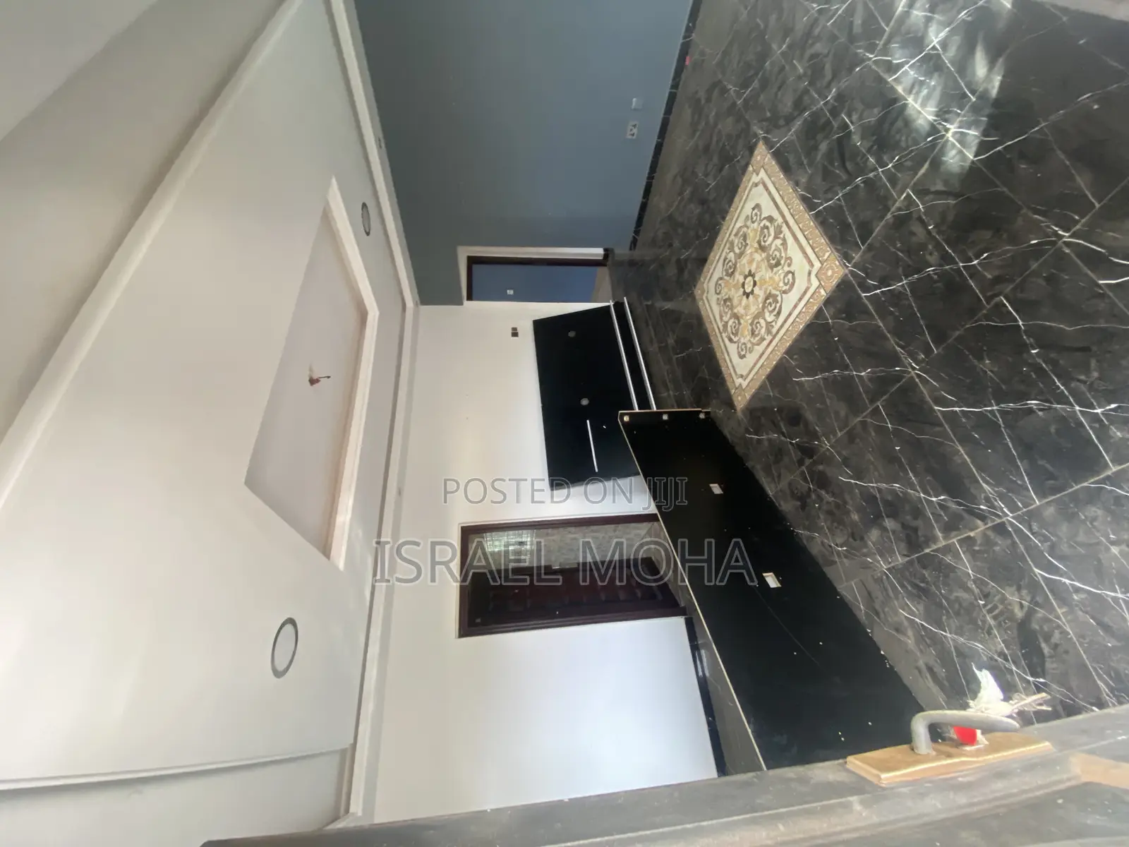 3bdrm Apartment in Housing Down Estate, Adenta for rent