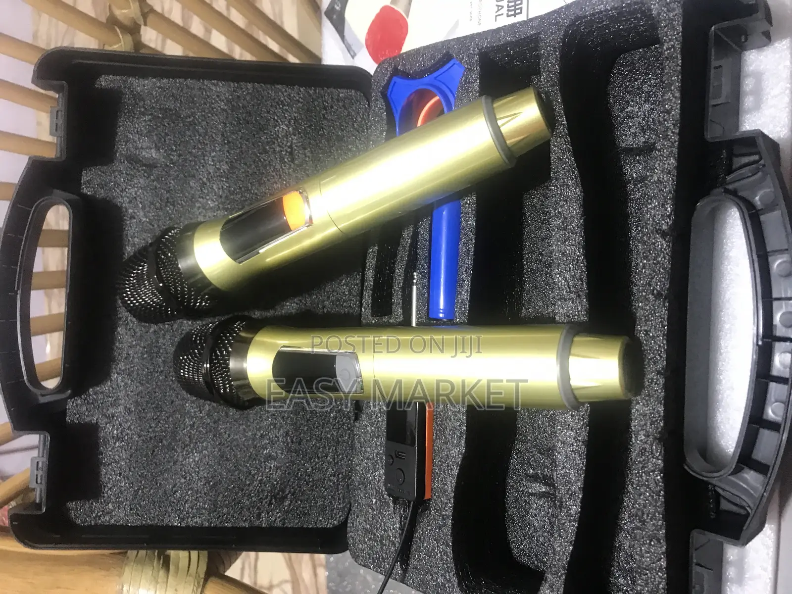 Chargeable Golden JBL Mics