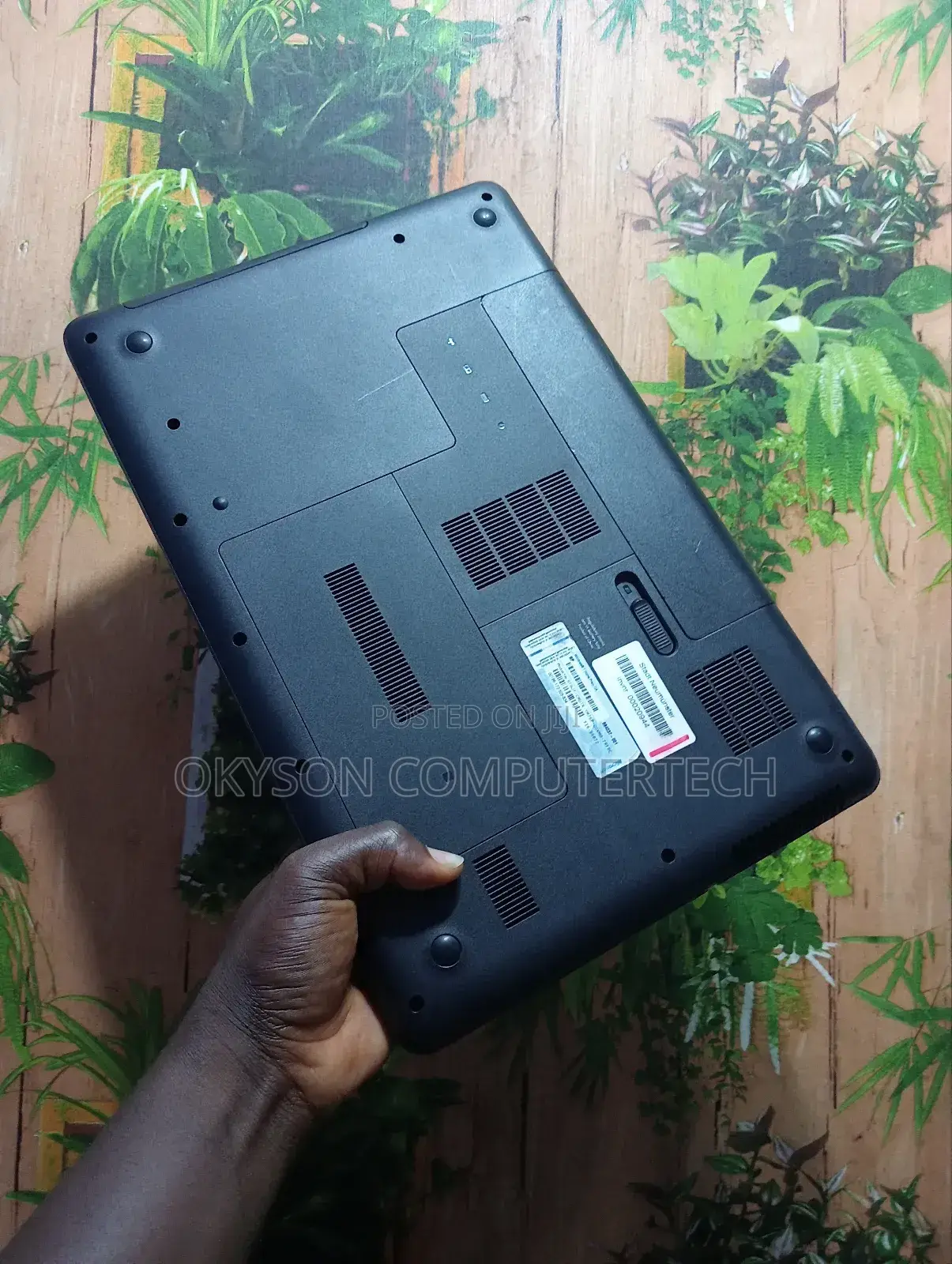 Laptop HP 630 4GB AMD HDD 256GB