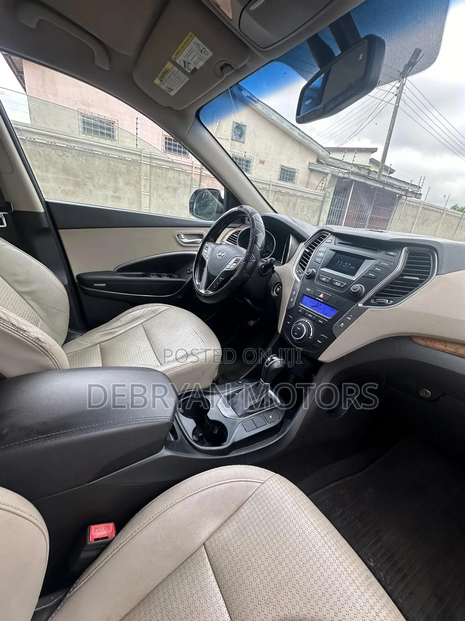 Hyundai Santa Fe GLS 4dr SUV (3.3L 6cyl 6A) 2014 White