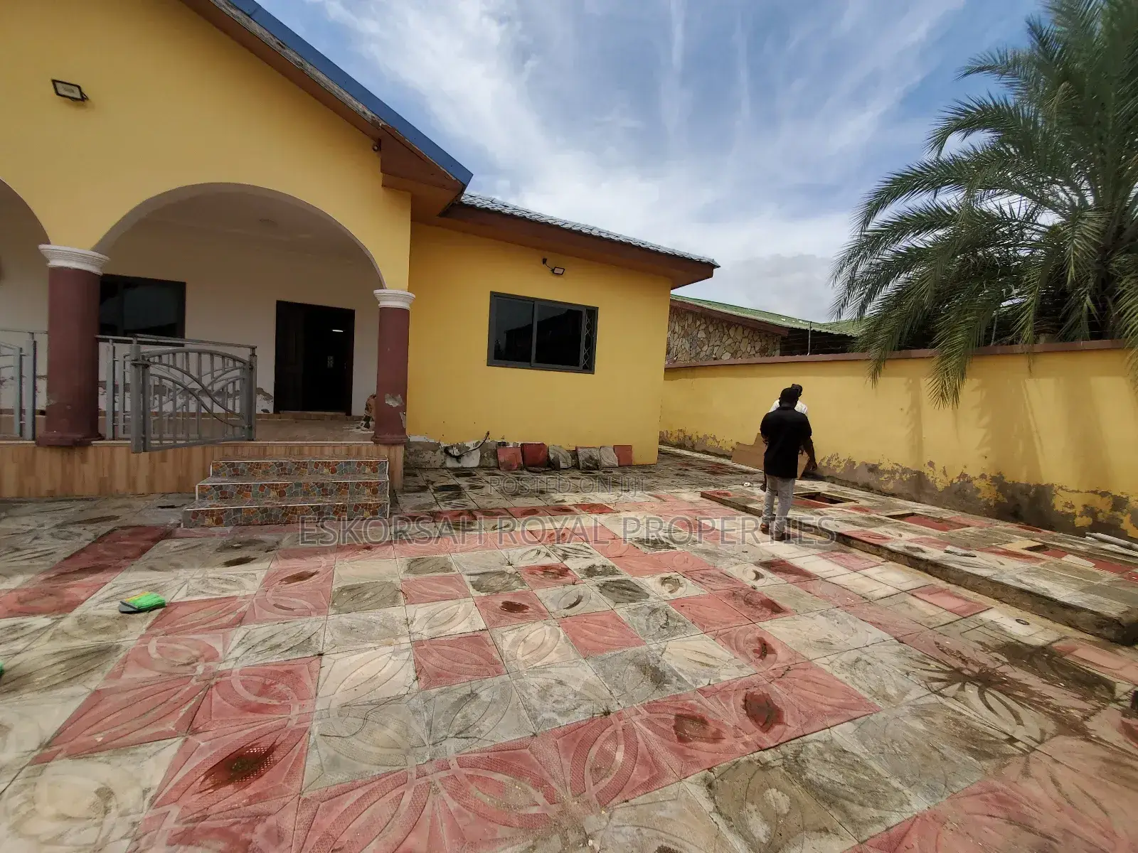 4bdrm House in School Junction for rent