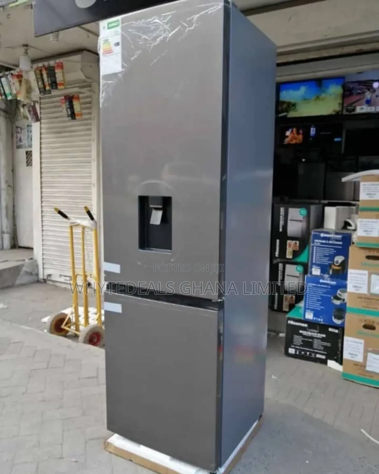 Bottom Freezer Hisense 350L Frost Free Refrigerator